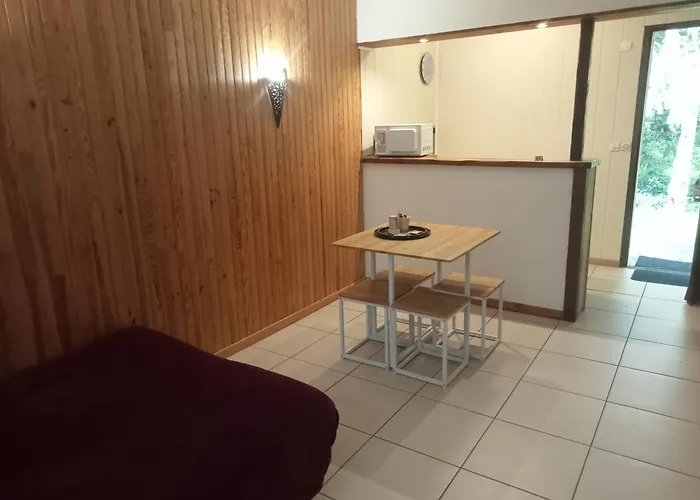 Hotel Restaurant Le Relais De L'estuaire 3*